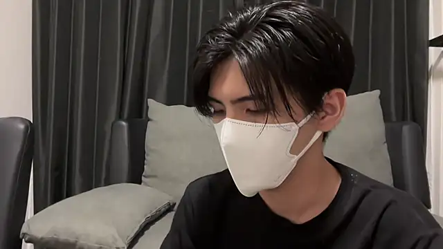 Lio kun online show from 06.10.26
