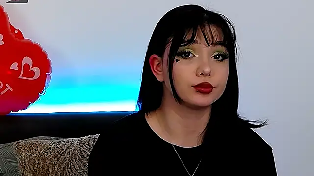 AveryWillow online show from 02.26.25