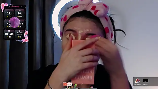 AveryWillow online show from 03.03.25