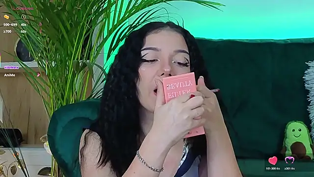 AveryWillow online show from 10.20.25