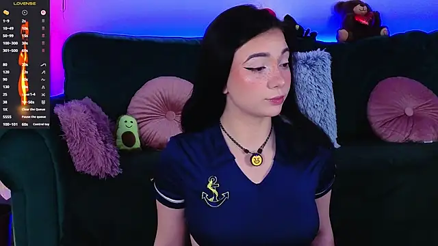 AveryWillow online show from 04.05.26