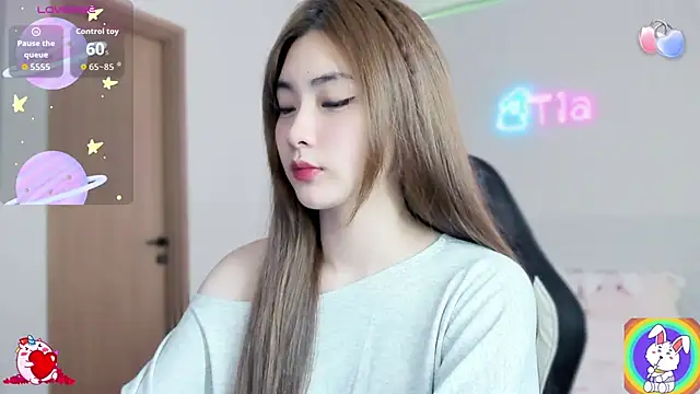 CelestiaWang online show from 09.12.25
