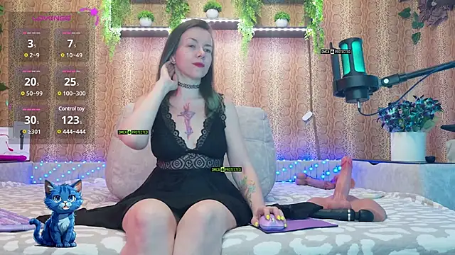 Snapshot of JoyBlow_ chatting on 02.25.25 JoyBlow  online show from 02.25.25