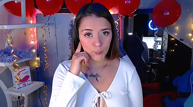 Samanta james19 online show from 02.13.25