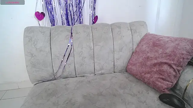 AMBER LOVE22 online show from 02.21.25
