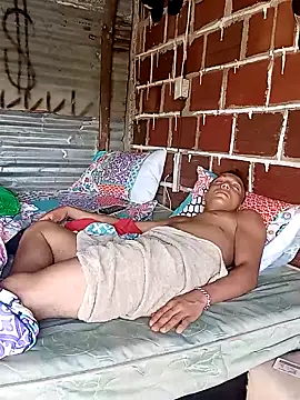 Snapshot of tayson_ chatting on 01.10.25 tayson online show from 01.10.25