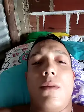 Snapshot of tayson_ chatting on 01.20.25 tayson online show from 01.20.25