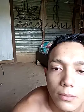 Snapshot of tayson_ chatting on 02.05.25 tayson online show from 02.05.25