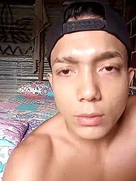 Snapshot of tayson_ chatting on 02.06.25 tayson online show from 02.06.25