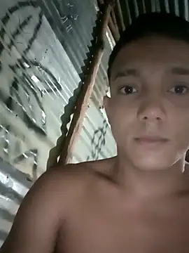 Snapshot of tayson_ chatting on 02.28.25 tayson online show from 02.28.25