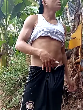 Snapshot of tayson_ chatting on 03.05.25 tayson online show from 03.05.25