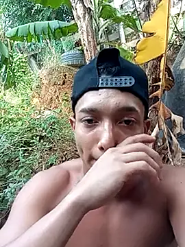 Snapshot of tayson_ chatting on 03.05.25 tayson online show from 03.05.25