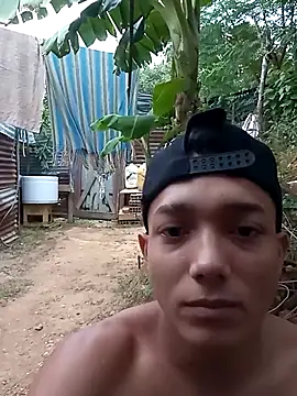 Snapshot of tayson_ chatting on 03.17.25 tayson online show from 03.17.25