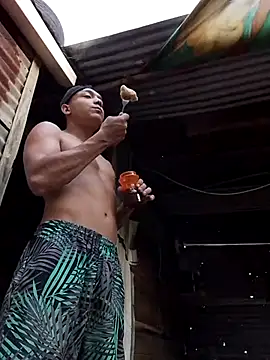 Snapshot of tayson_ chatting on 09.11.25 tayson online show from 09.11.25