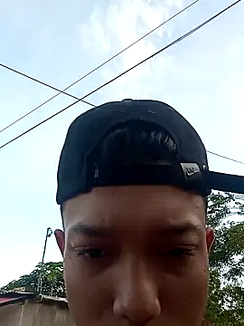 Snapshot of tayson_ chatting on 10.19.25 tayson online show from 10.19.25