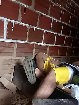 Snapshot of tayson_ chatting on 11.01.25 tayson online show from 11.01.25