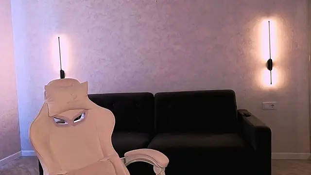 EmmaKeam online show from 04.09.26