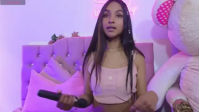 Jazmin tay online show from 03.12.25