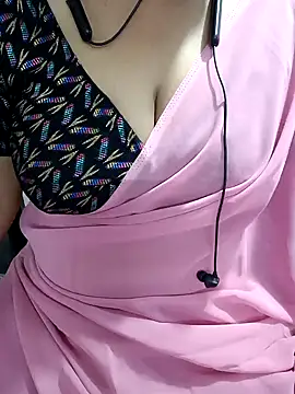 Snapshot of Yours_Radika chatting on 12.16.24 Yours Radika online show from 12.16.24