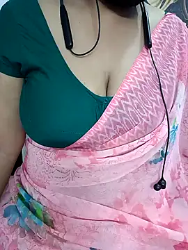 Snapshot of Yours_Radika chatting on 12.26.24 Yours Radika online show from 12.26.24