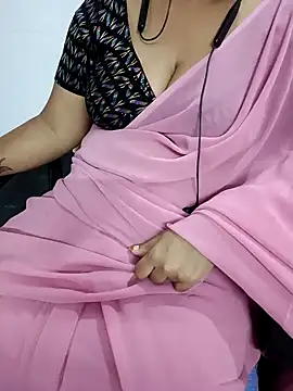 Snapshot of Yours_Radika chatting on 02.03.25 Yours Radika online show from 02.03.25