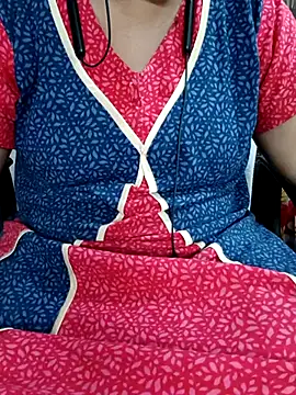 Snapshot of Yours_Radika chatting on 02.21.25 Yours Radika online show from 02.21.25