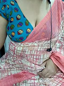 Snapshot of Yours_Radika chatting on 03.06.25 Yours Radika online show from 03.06.25