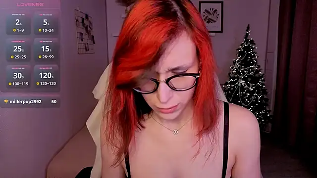 Dora Marcelli online show from 12.17.25