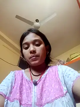 Snapshot of Surajpuja79 chatting on 04.04.26 Surajpuja79 online show from 04.04.26