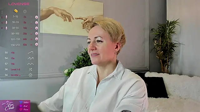 Nika Smit online show from 01.26.25