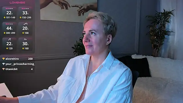 Nika Smit online show from 03.14.25