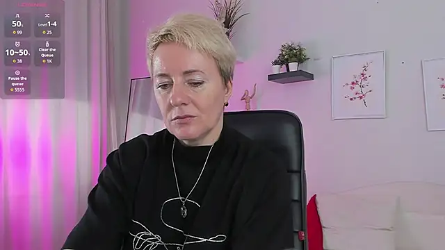 Nika Smit online show from 10.10.25