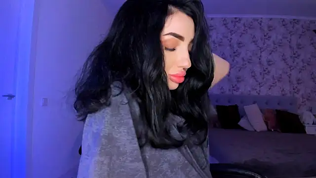 NancyLovee  online show from 06.07.26