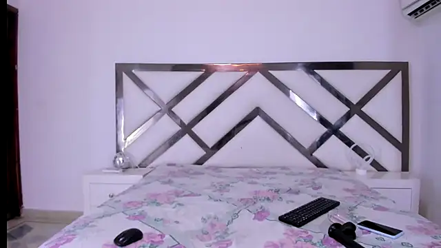 aishasounders online show from 12.01.24