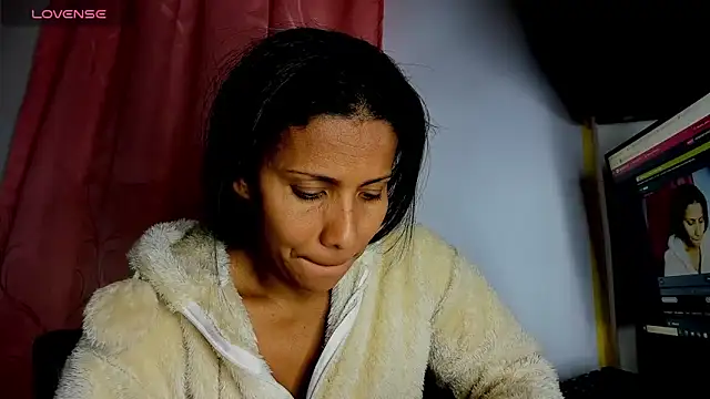 Nenita Hot  online show from 09.10.25