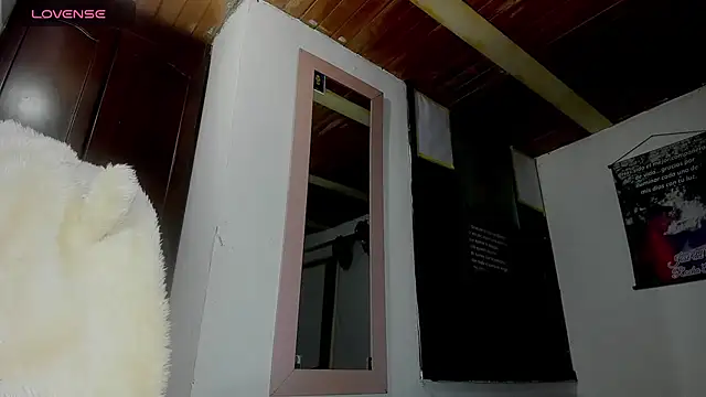 Nenita Hot  online show from 10.03.25