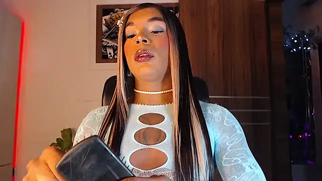 Snapshot of mistressbigcock777 chatting on 02.20.26 mistressbigcock777 online show from 02.20.26