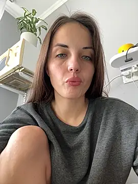 AmiLavs online show from 10.24.25