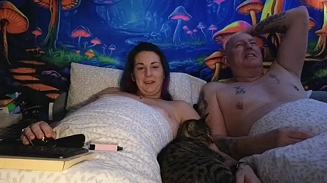 tattoomilf86 online show from 02.19.25