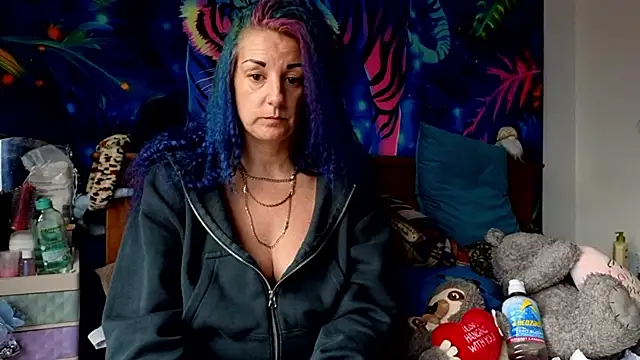 tattoomilf86 online show from 02.19.26