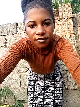 Yourlittlegirl19 online show from 12.14.24