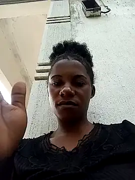 Yourlittlegirl19 online show from 12.16.24