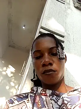 Yourlittlegirl19 online show from 12.30.24