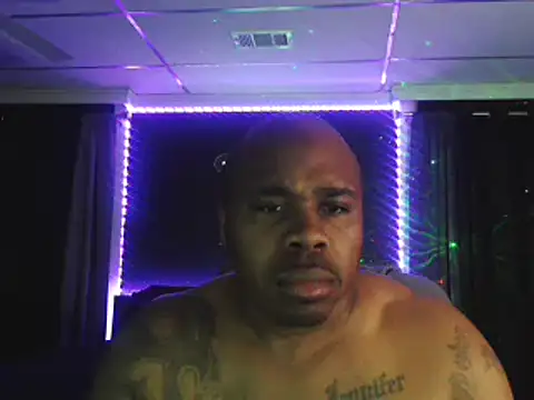 Snapshot of Dcrush17 chatting on 03.15.25 Dcrush17 online show from 03.15.25