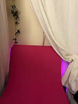 MOMALANA online show from 02.01.25