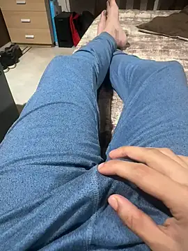 Snapshot of sonug0912 chatting on 01.04.25 sonug0912 online show from 01.04.25