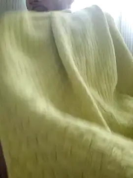 Snapshot of daviotaviano chatting on 12.14.24 daviotaviano online show from 12.14.24