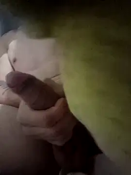 Snapshot of daviotaviano chatting on 12.15.24 daviotaviano online show from 12.15.24