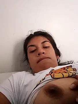 Snapshot of Anamaria-24 chatting on 02.12.26 Anamaria-24 online show from 02.12.26