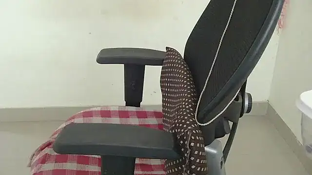 Snapshot of punemodel chatting on 02.24.26 punemodel online show from 02.24.26